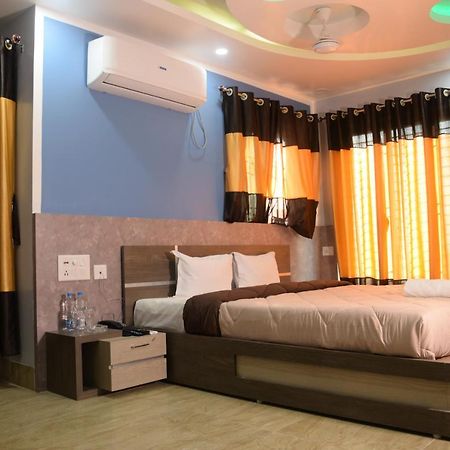 Hotel Nandini Baharampur Exterior foto